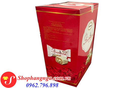 Kẹo hạnh nhân với dừa Elitana Akkond