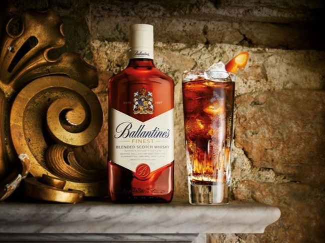 Ballantine’s Finest (Blended Scotch Whisky)