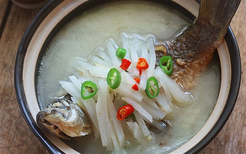 Canh cá chua