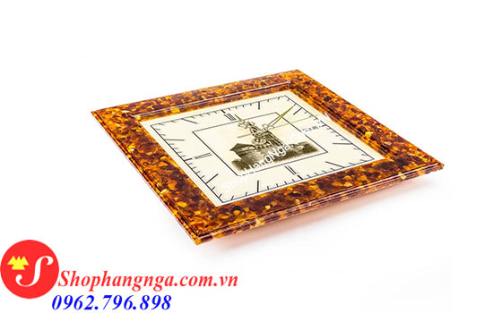 đồng hồ hổ phách nga