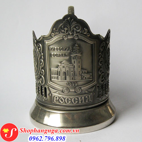Ly đựng cốc trà cổ điển của Nga