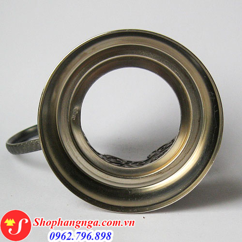 Quai cầm bằng kim loại