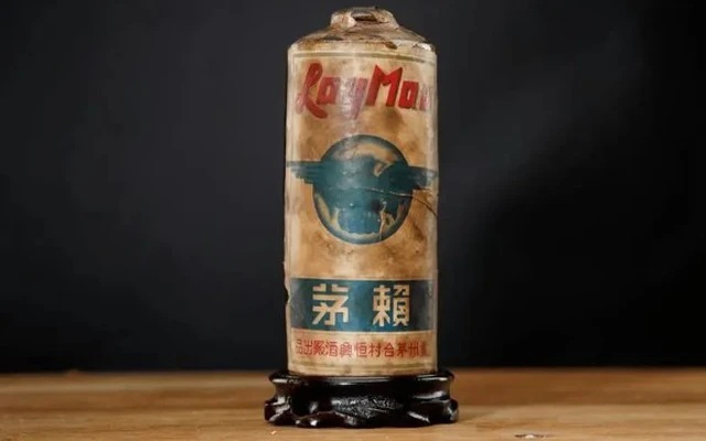 Cách mở và bảo quản rượu Mao Đài