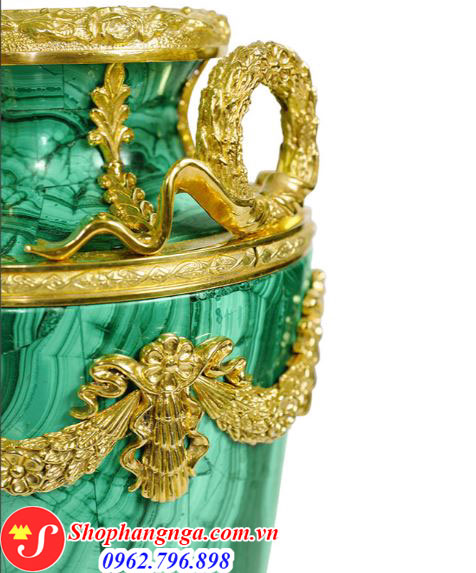Bình hoa bằng đá malachite cỡ nhỏ