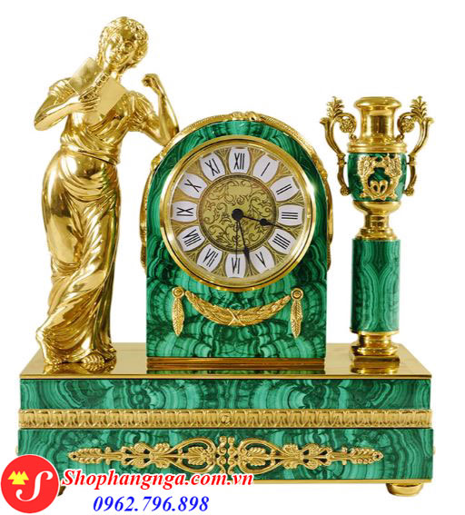 đồng hồ bằng đá Malachite