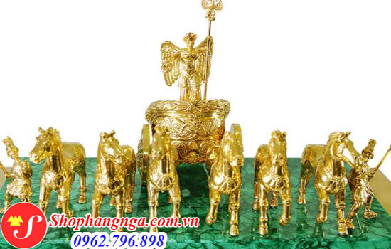 Đồng hồ đá malachite Nữ Thần Nike