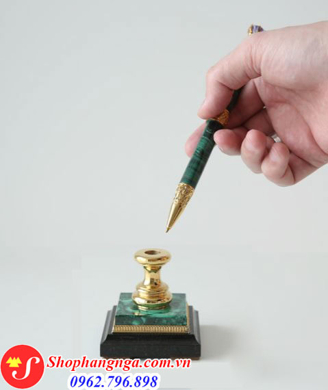 Giá đỡ bút bằng đá Malachite