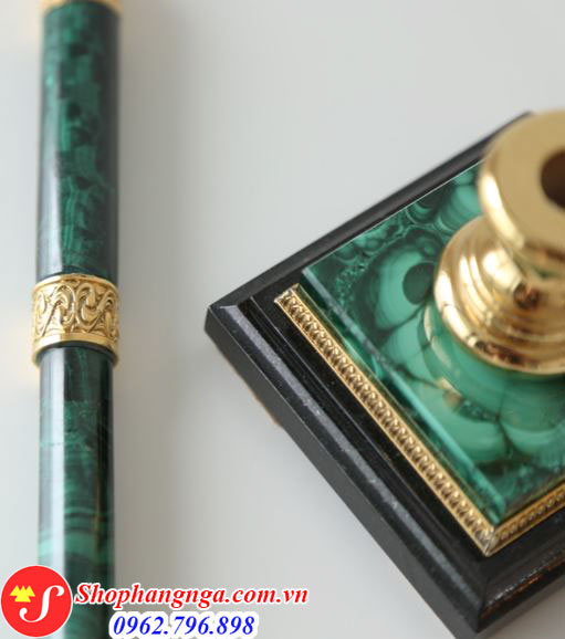 Giá đỡ bút bằng đá Malachite