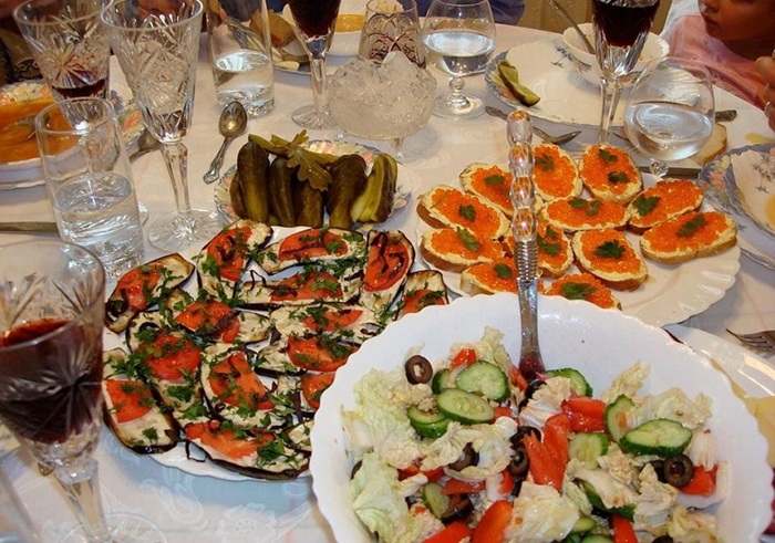 m&oacute;n nhậu đơn giản uống rượu