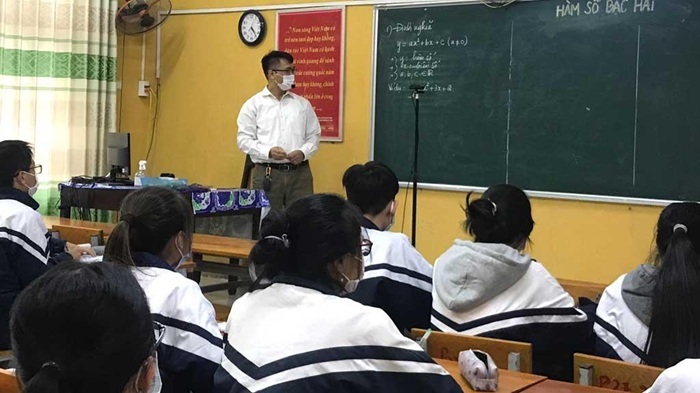 Tặng quà 20/11 cho thầy giáo