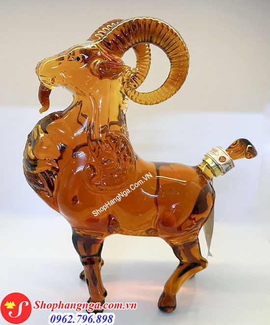 rượu hình con dê bằng thủy tinh