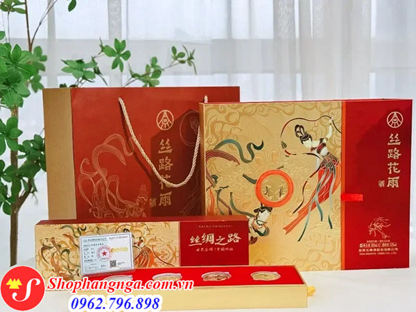 Rượu Wuliangye Silk Road Flower Rain