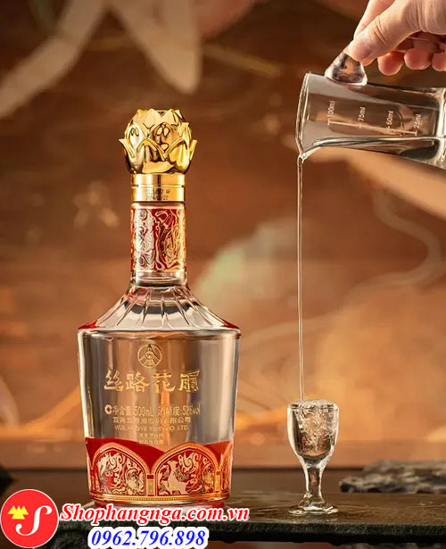 Rượu Wuliangye Silk Road Flower Rain