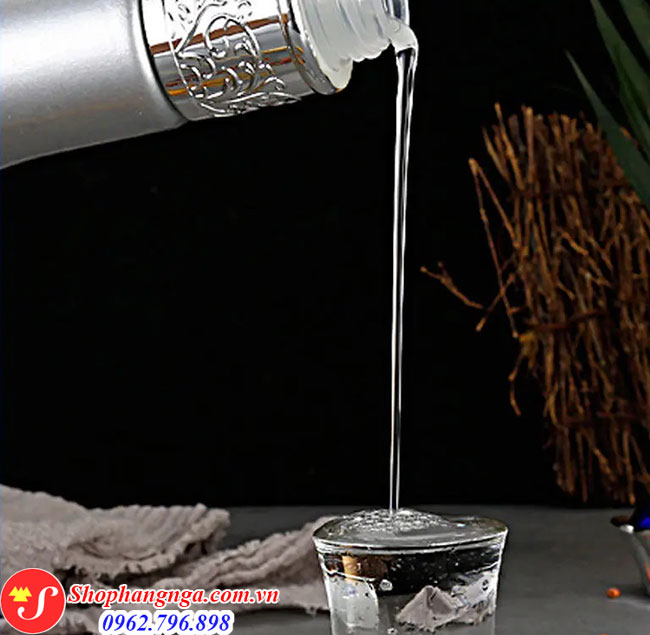 Rượu Trung Quốc màu xanh Lamer V9