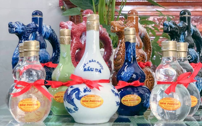 Rượu Bàu Đá (Bình Định)