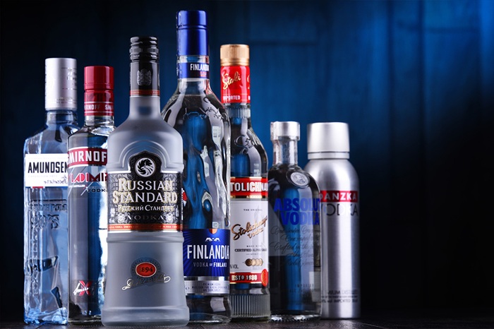 so sánh rượu Vodka và Gin