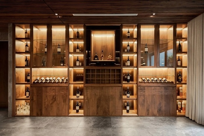 tủ rượu trong phong thủy