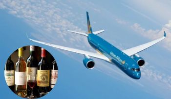 Rượu có được mang lên máy bay không: Giải đáp chi tiết