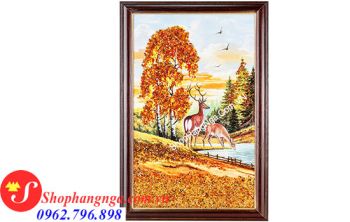 Tranh Hổ Phách Phong Cảnh Con Nai Uống Nước Của Nga