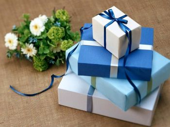 Quà tặng 20/11 cho thầy giáo: Chọn sao cho phù hợp đẳng cấp